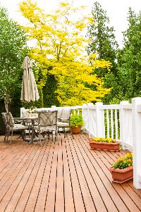 deck contractor