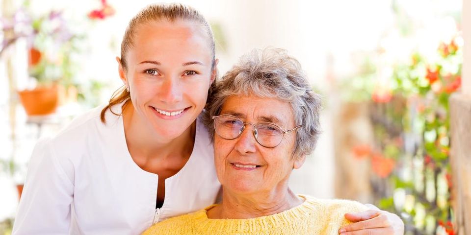 learn-how-a-senior-caregiver-provides-peace-of-mind-st-charles-community