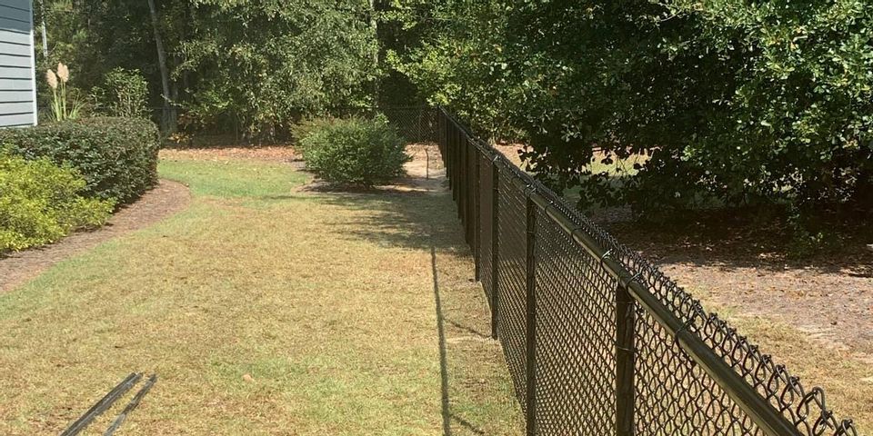 How To Get Rid Of Rust On Chain Link Fencing - Hinesville Fence