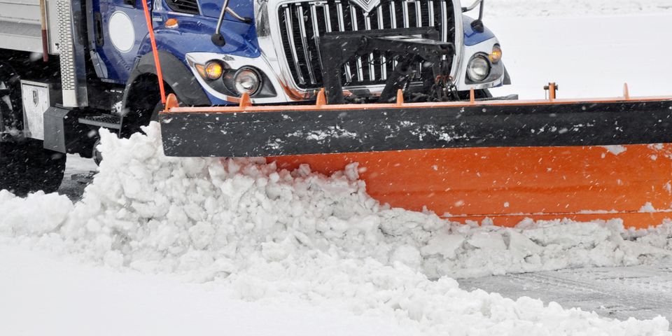 3 Ways to Prepare for Winter Snow Removal - Currier's Certified Welding ...