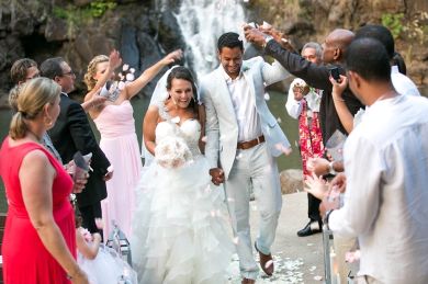 Waimea Valley Waterfall Wedding