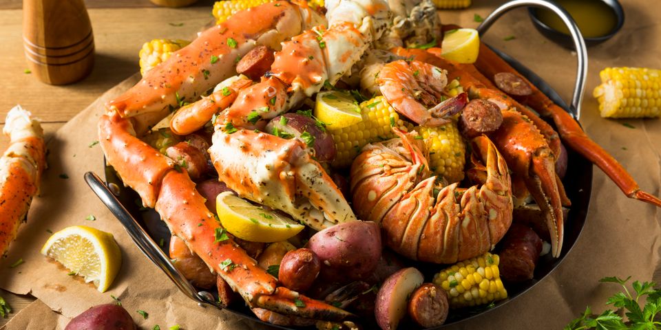 A Guide to Shrimp vs. Crawfish - Tin Top Restaurant & Oyster Bar