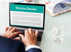 divorce lawyer