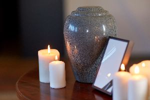 cremation urns