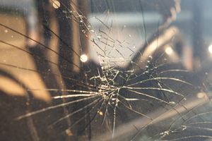 auto glass repair