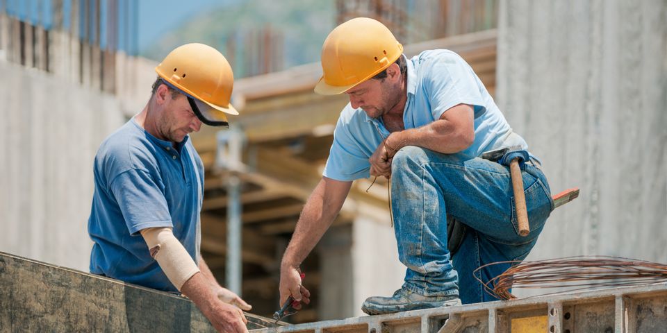 Common Foot Injuries Among Construction Workers - Dr. Eric D. Trattner