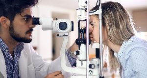 eye doctor Rochester NY