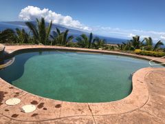 pool service Maui