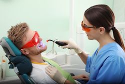 dentist 