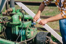 tractor dealer