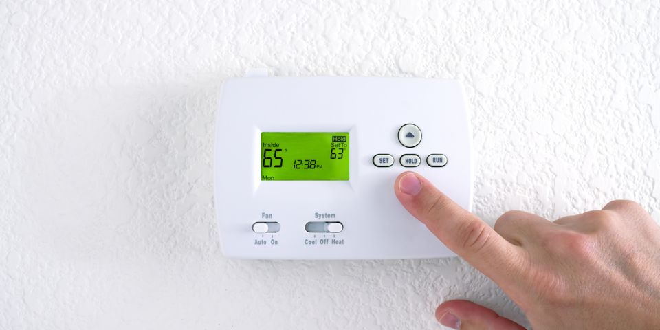 5 Signs Your Thermostat Needs To Be Replaced Niebuhr Plumbing Heating   Depositphotos 4467830 L.RMF0UHkwq 