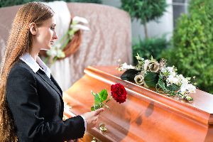 What Is a Burial Service & What Does It Entail? - Abriola Parkview ...