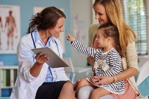 Skin treatment / https://depositphotos.com/88292100/stock-photo-mother-and-daughter-visit-a.html