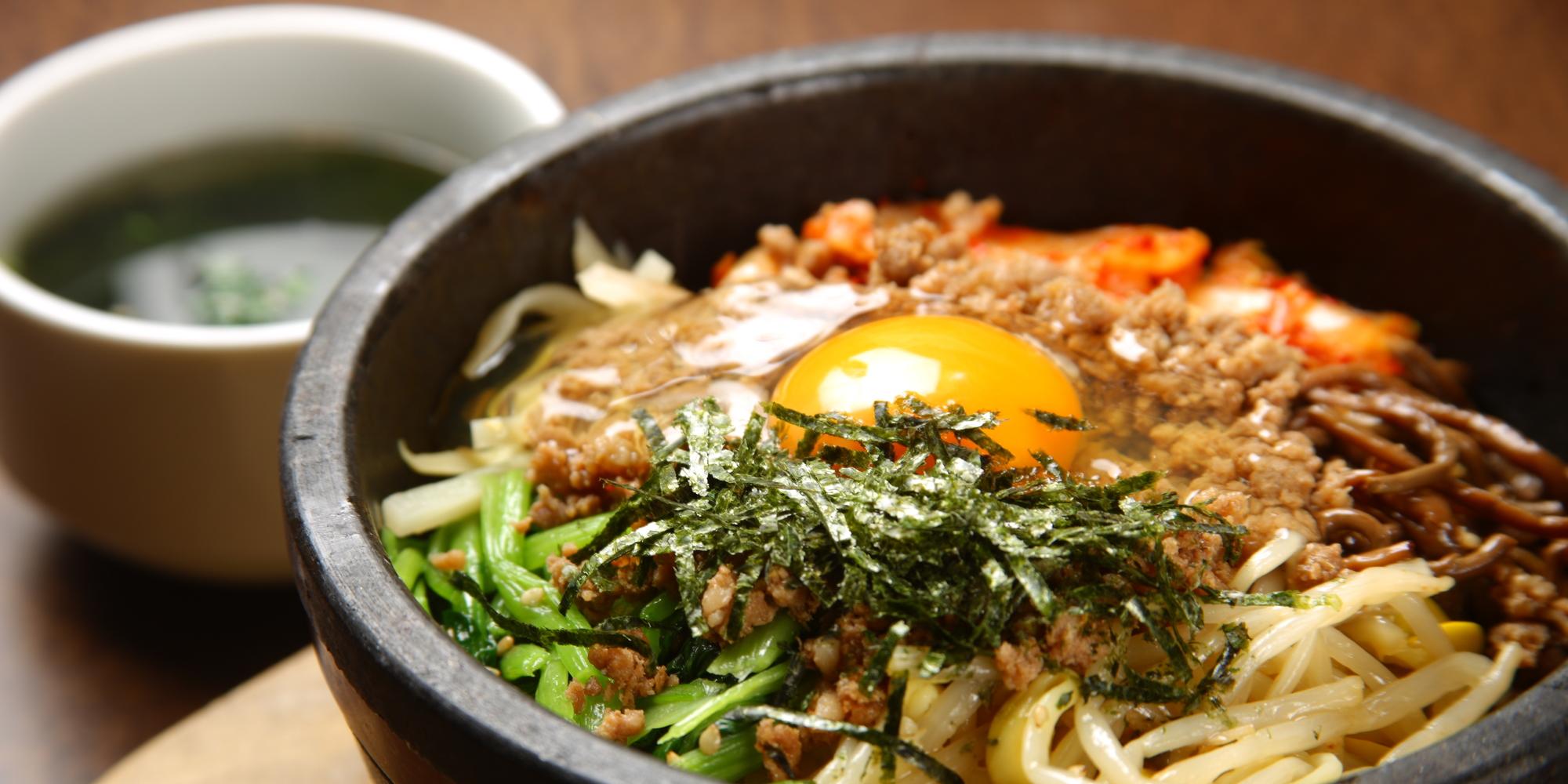 3-health-benefits-of-bibimbap-topped