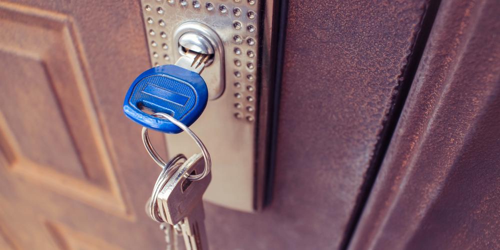 Can the Summer Heat Affect Door Locks? - Alpine Lock & Safe