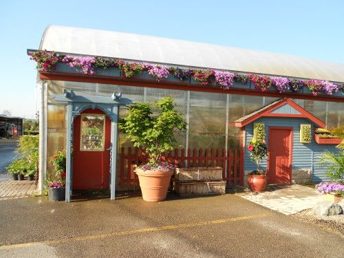 Lakeview Garden Center and Landscaping