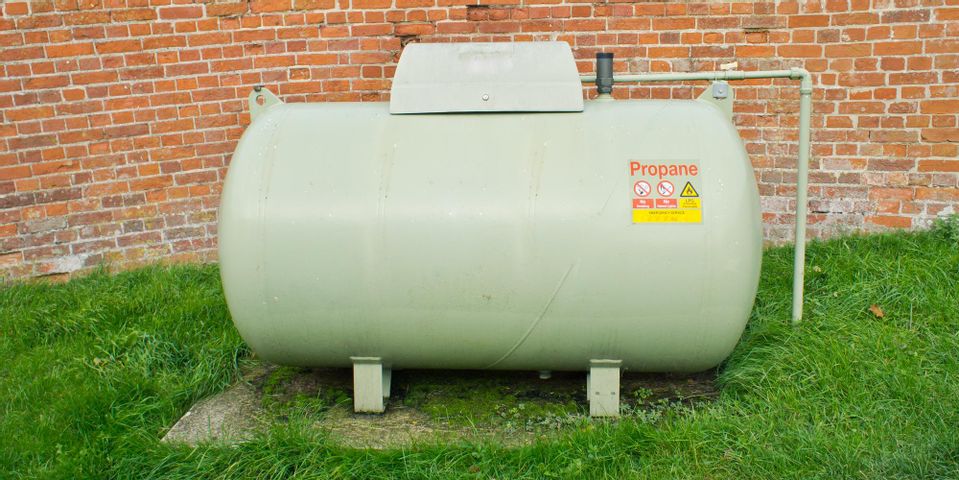 5 Sizes of Propane Tanks - Main Energy How Long Should 100 Gallons Of Propane Last