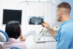 dental-implants-anchorage
