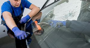 auto windshield repair