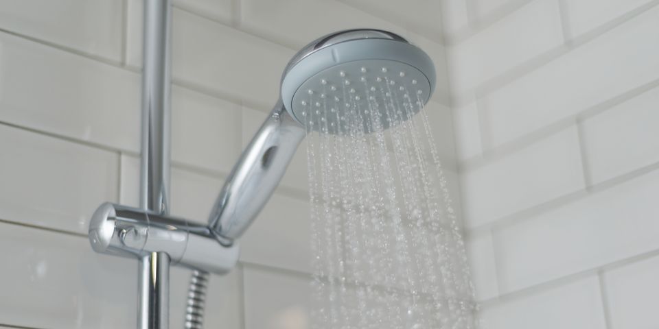 a-guide-to-shower-resurfacing-a-new-look-resurfacing